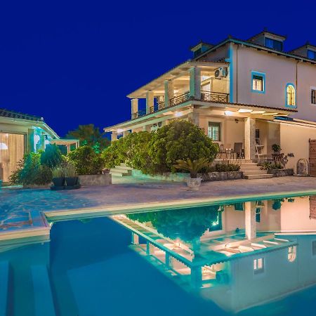 לגאנאס Eleni'S Family Villa מראה חיצוני תמונה
