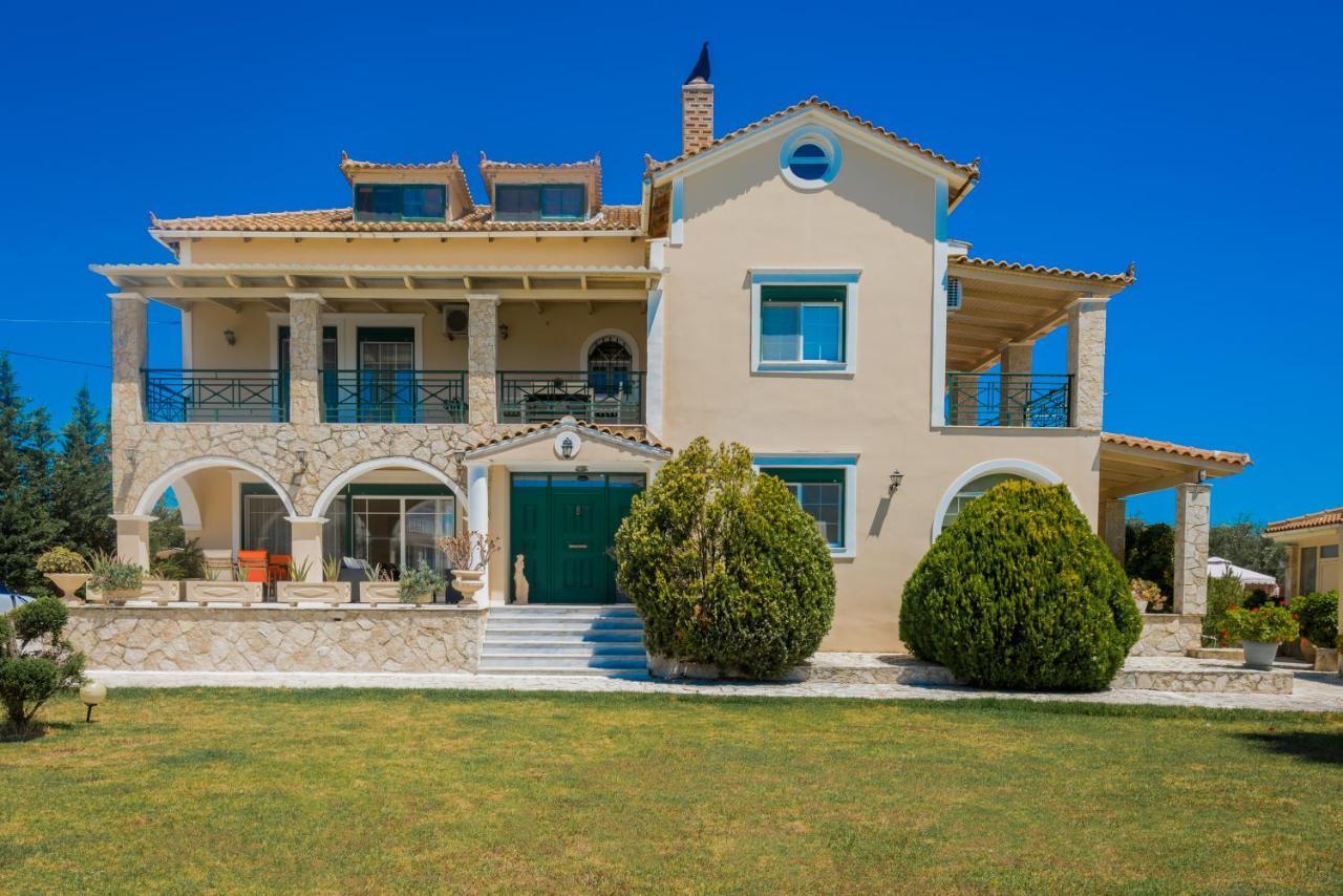 לגאנאס Eleni'S Family Villa מראה חיצוני תמונה