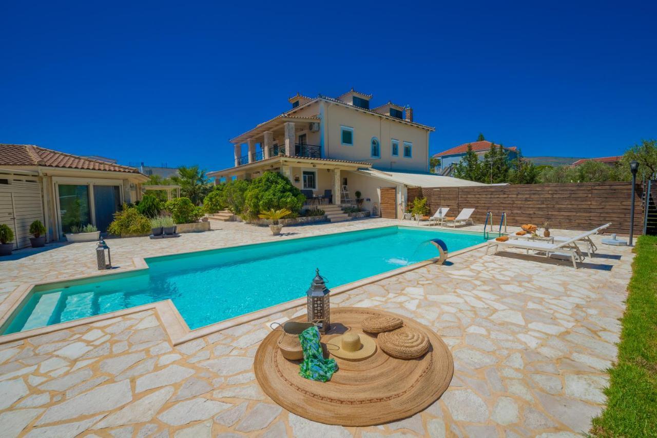 לגאנאס Eleni'S Family Villa מראה חיצוני תמונה
