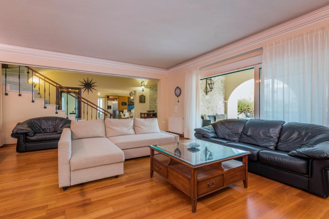 לגאנאס Eleni'S Family Villa מראה חיצוני תמונה