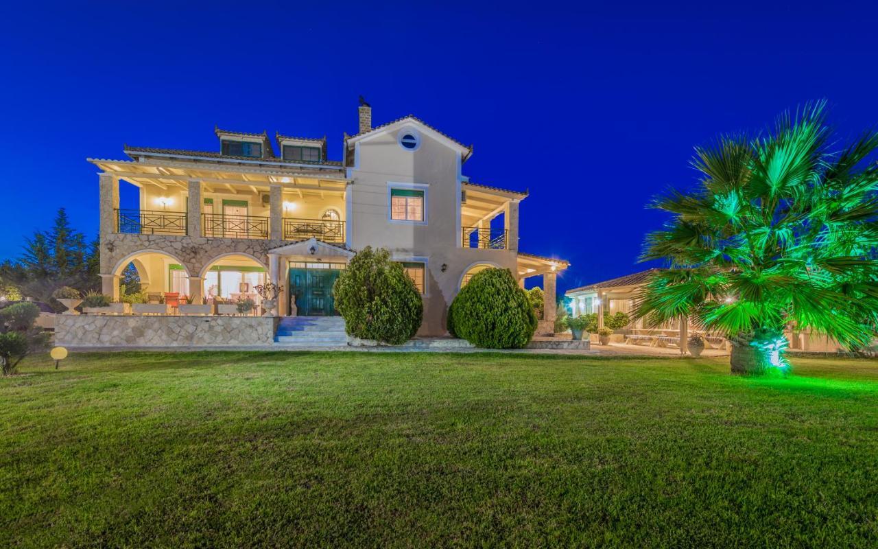 לגאנאס Eleni'S Family Villa מראה חיצוני תמונה