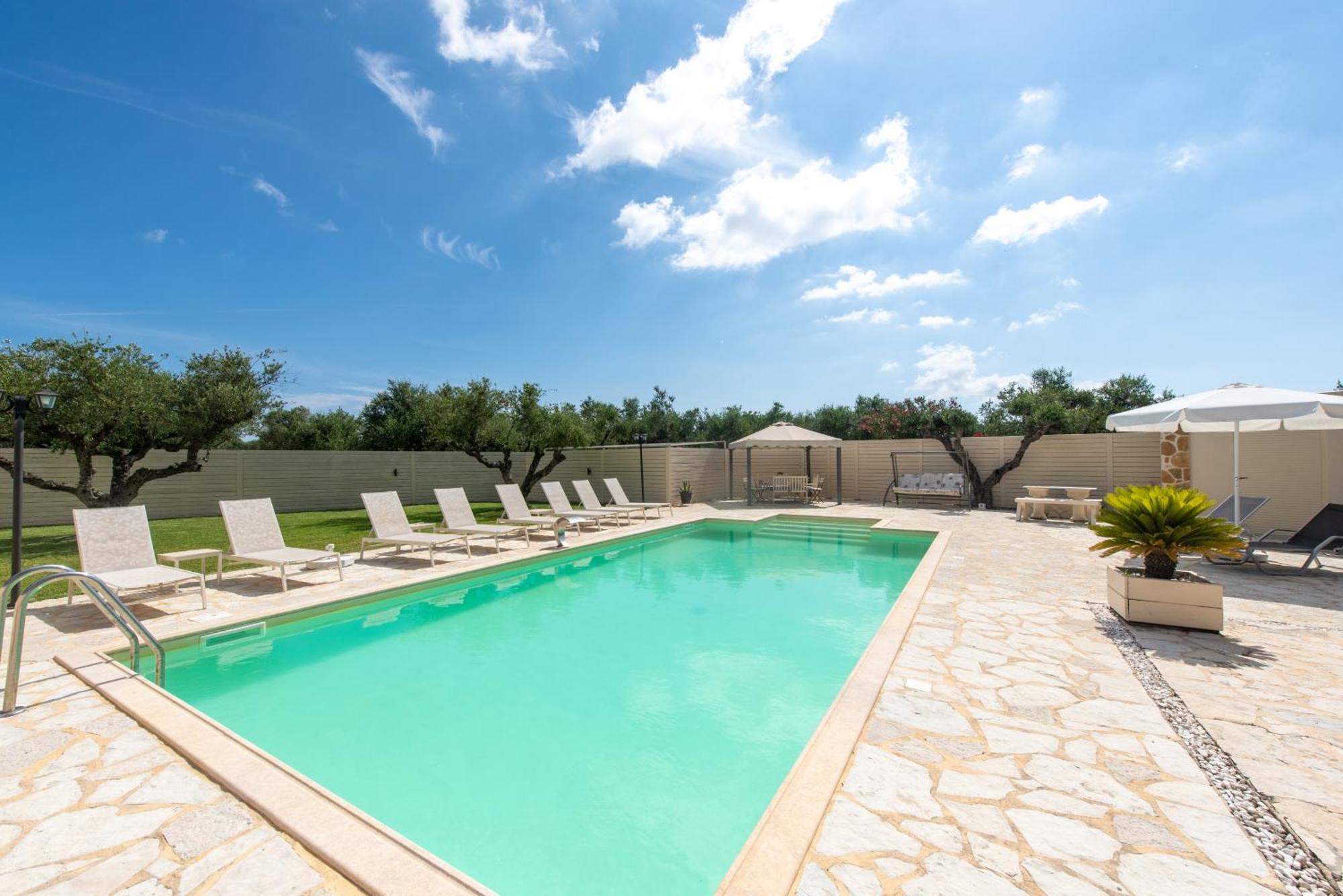 לגאנאס Eleni'S Family Villa מראה חיצוני תמונה